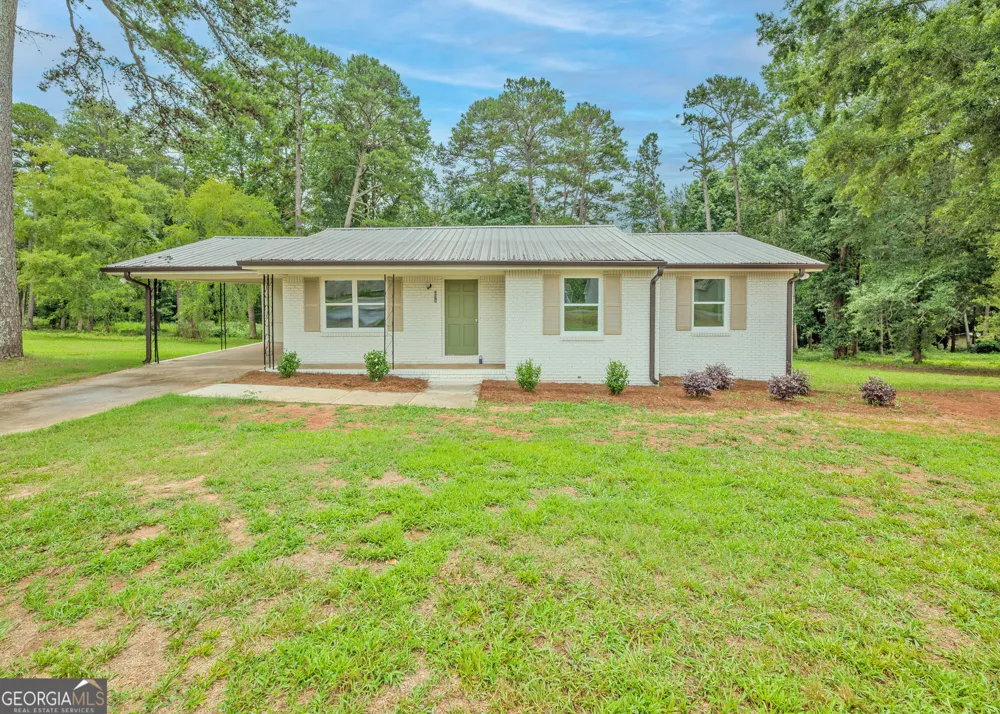 371 Church ST Pendergrass, GA 30567