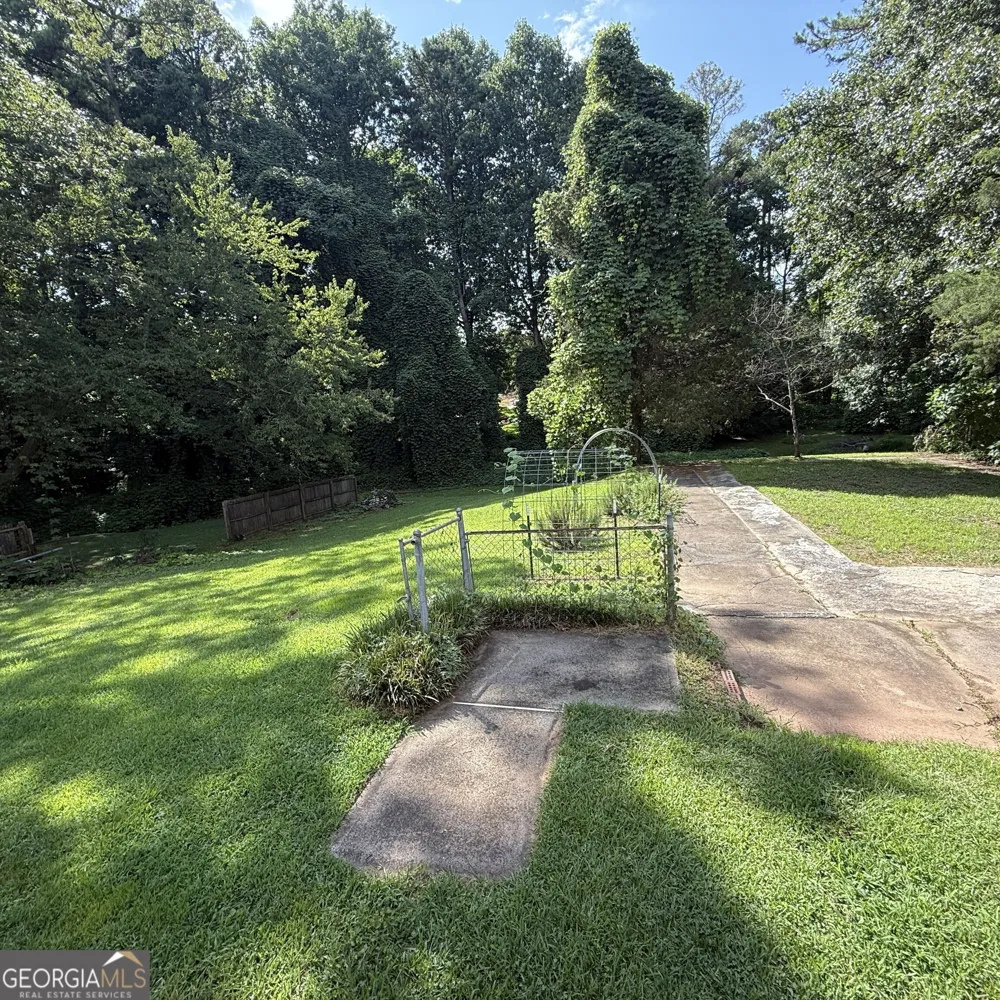 4101 Springlake CIR Buford, GA 30519