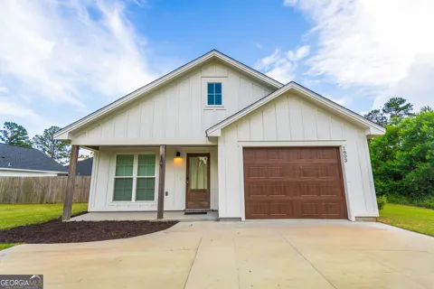 1803 Northside DR