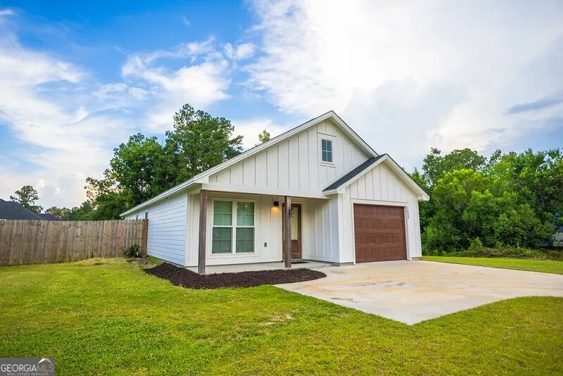 1803 Northside DR Valdosta, GA 31602
