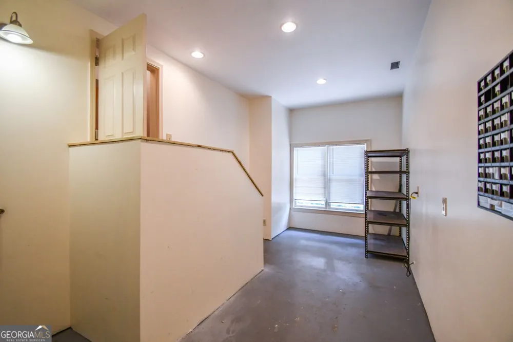 173 Indian Oak DR Waleska, GA 30183