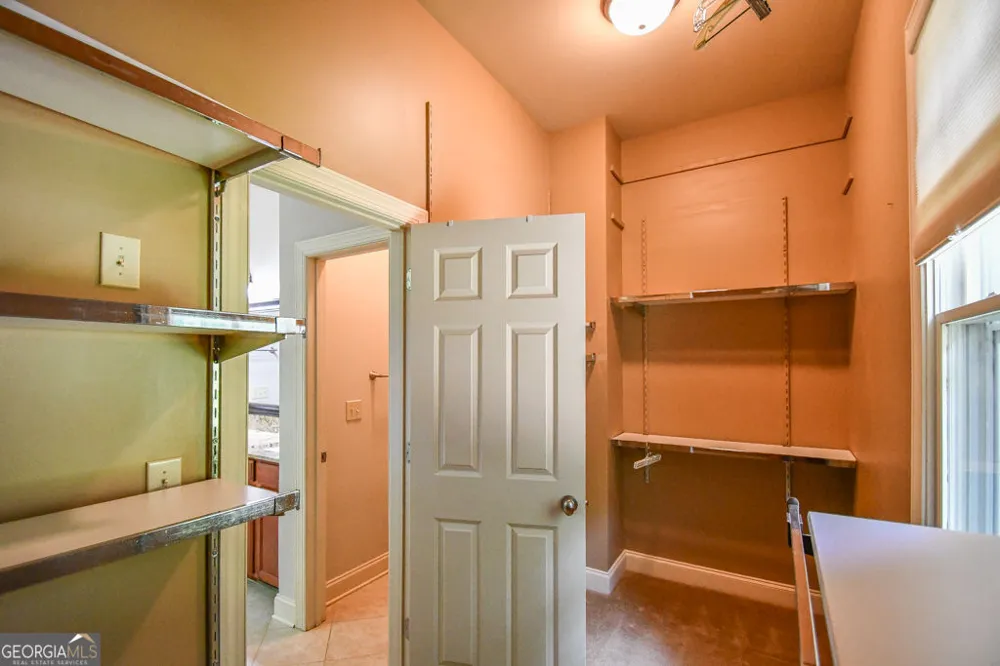 173 Indian Oak DR Waleska, GA 30183