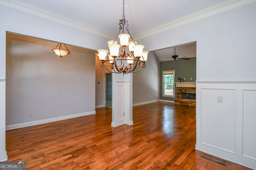 173 Indian Oak DR Waleska, GA 30183