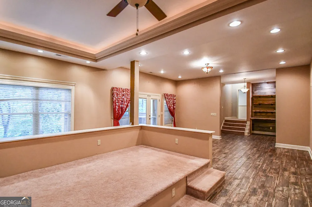 173 Indian Oak DR Waleska, GA 30183