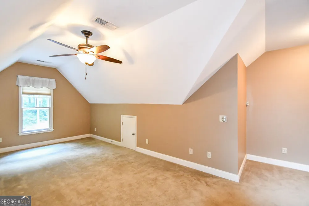 173 Indian Oak DR Waleska, GA 30183