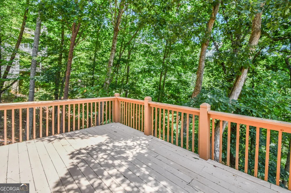 173 Indian Oak DR Waleska, GA 30183