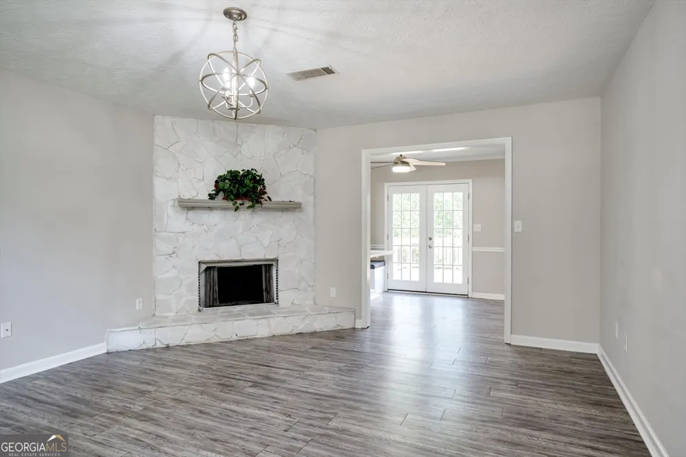 2307 Perot DR Hephzibah, GA 30815