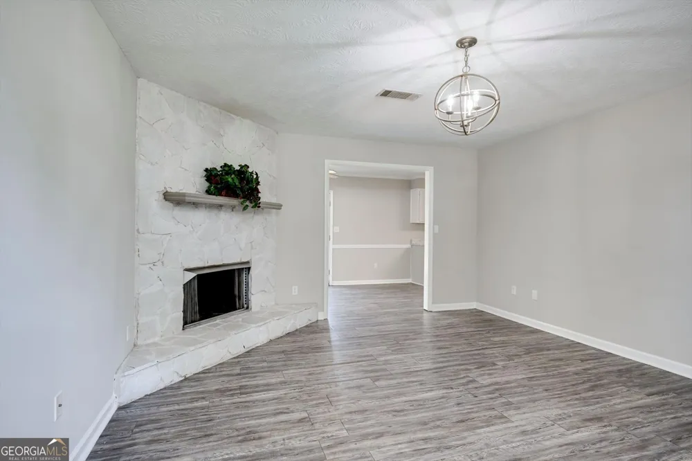 2307 Perot DR Hephzibah, GA 30815