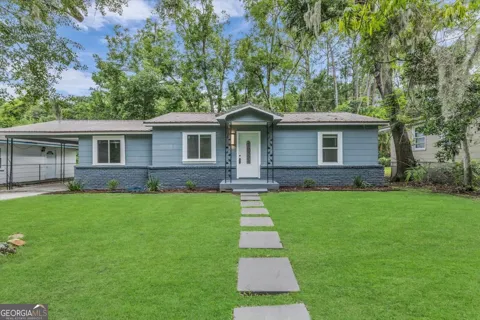 2217 Vicksburg DR