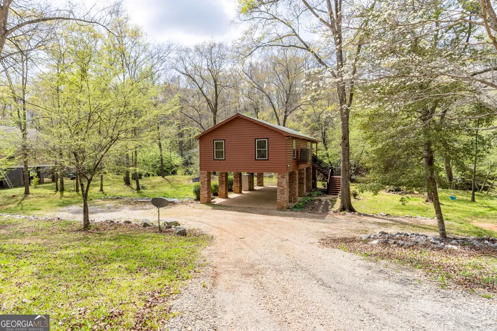 597 Meadow Brook LN Royston, GA 30662