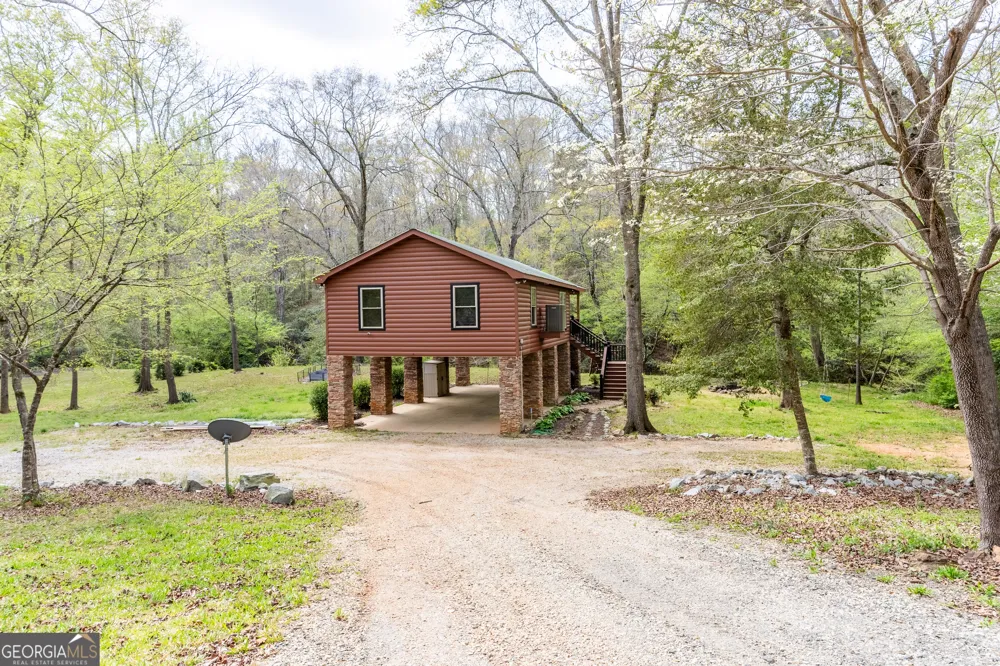 597 Meadow Brook LN Royston, GA 30662