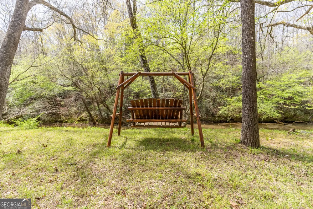 597 Meadow Brook LN Royston, GA 30662