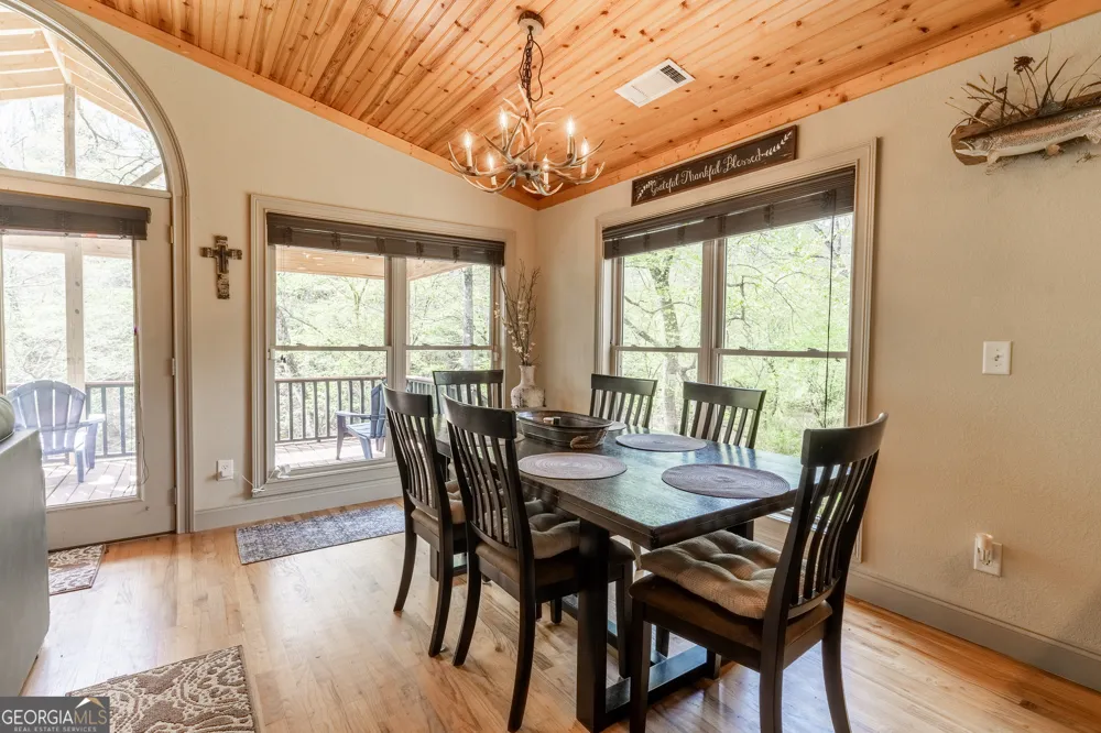 597 Meadow Brook LN Royston, GA 30662