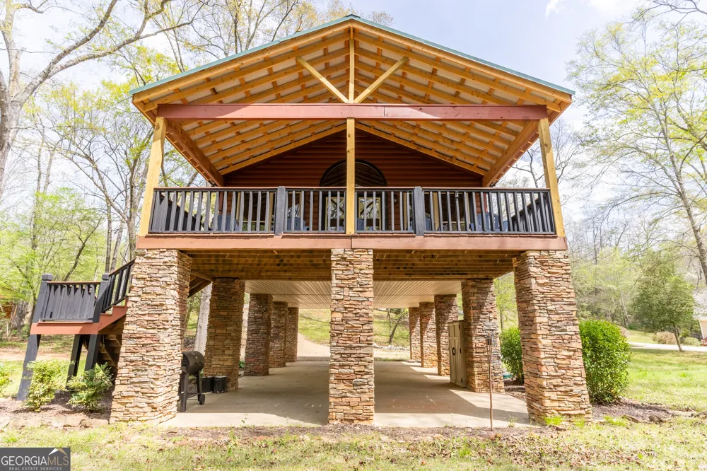 597 Meadow Brook LN Royston, GA 30662