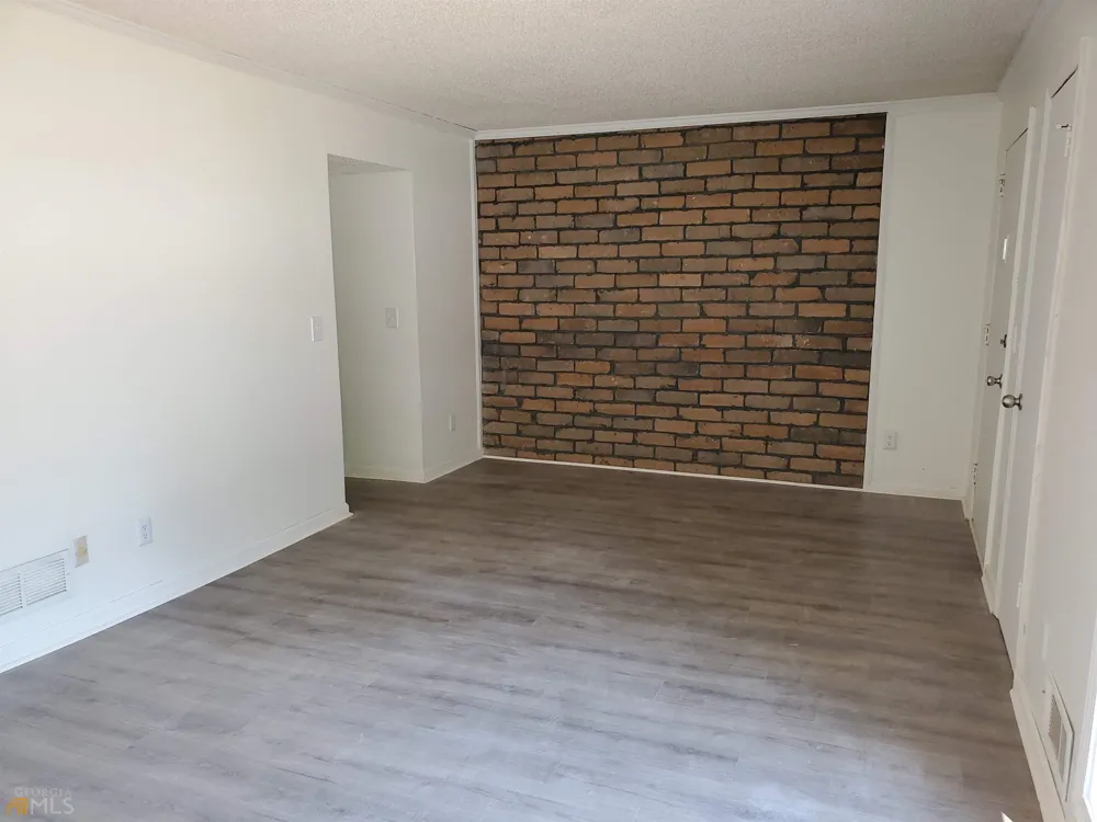 1 Duffers CT Kennesaw, GA 30144