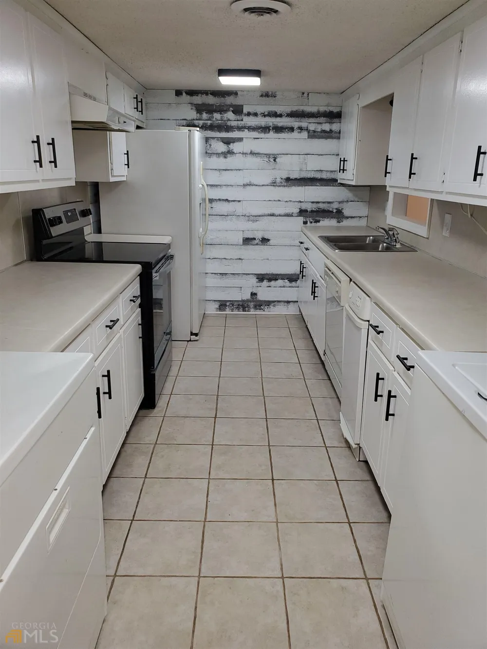 1 Duffers CT Kennesaw, GA 30144