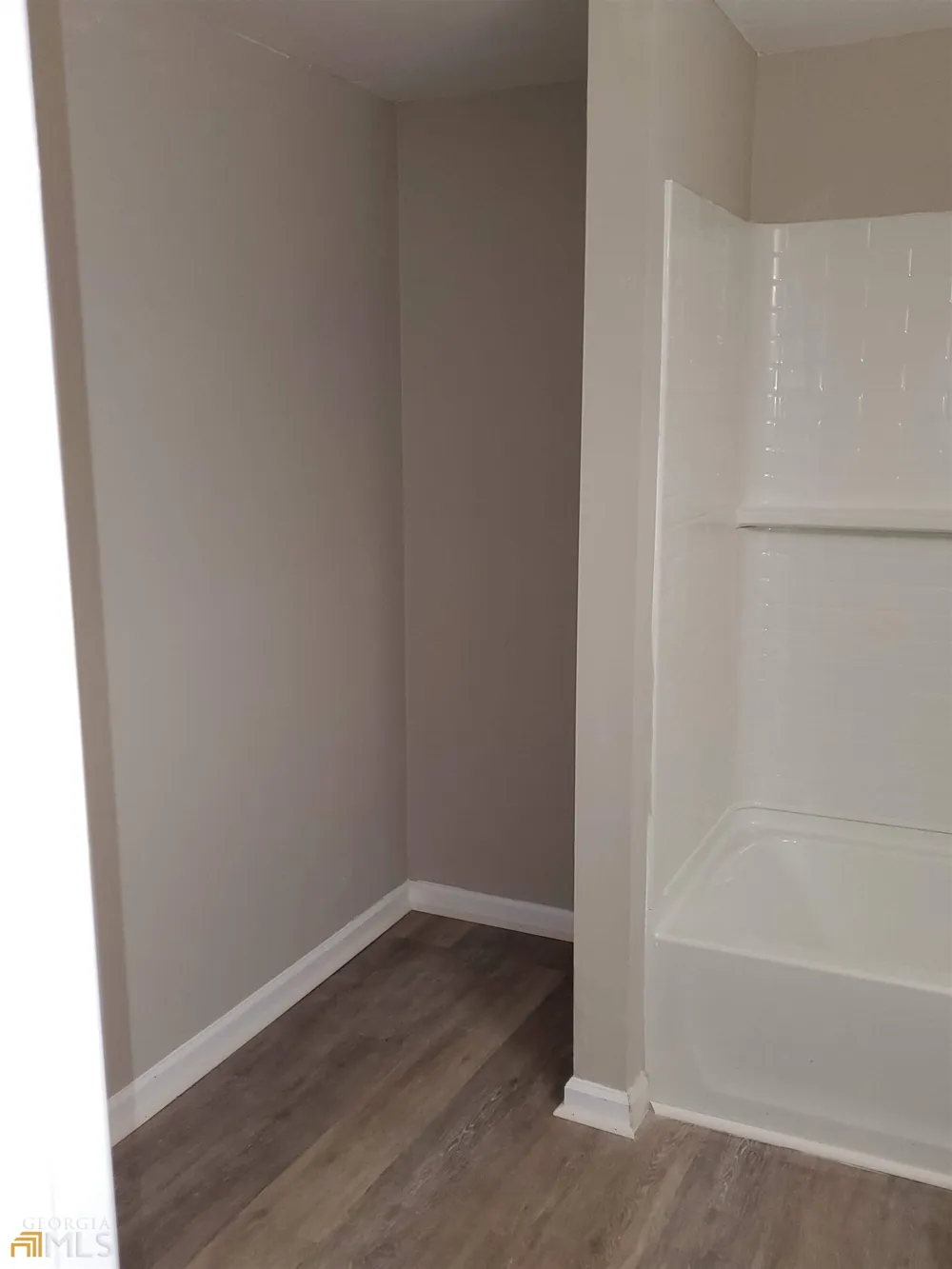 1 Duffers CT Kennesaw, GA 30144