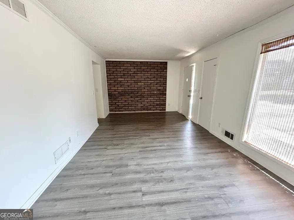 1 Duffers CT Kennesaw, GA 30144