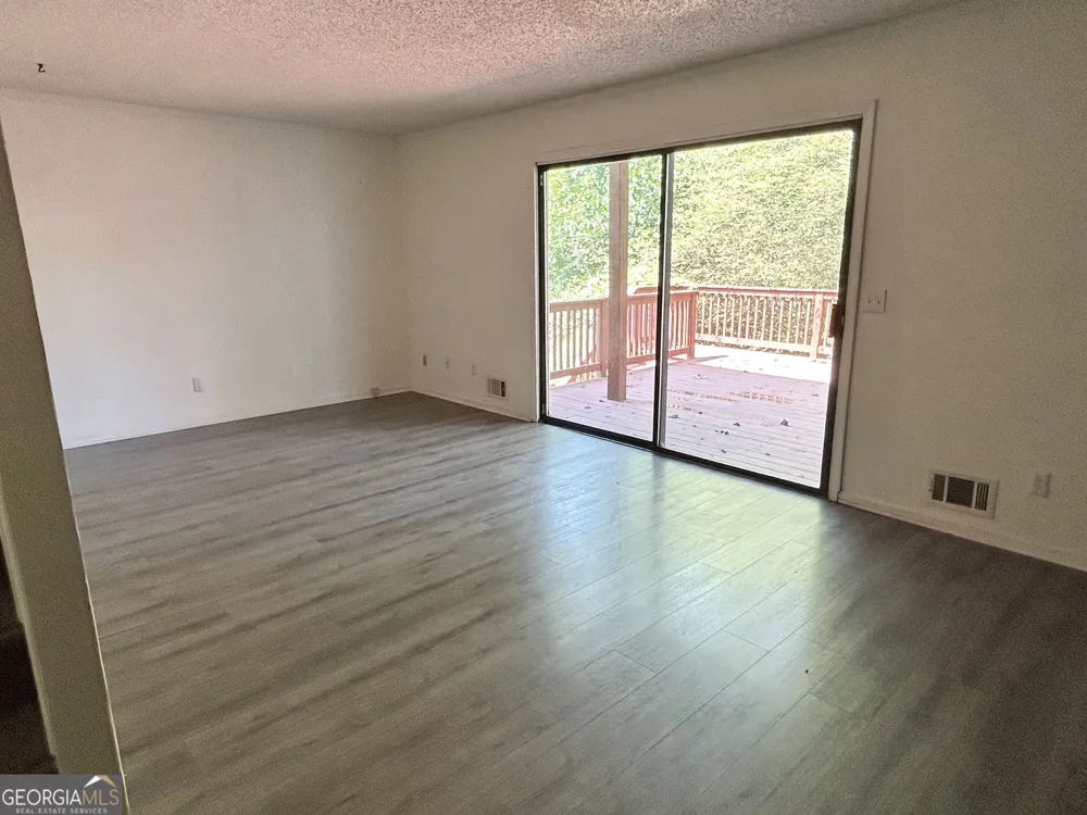 1 Duffers CT Kennesaw, GA 30144