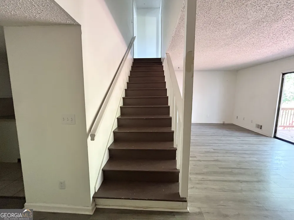 1 Duffers CT Kennesaw, GA 30144