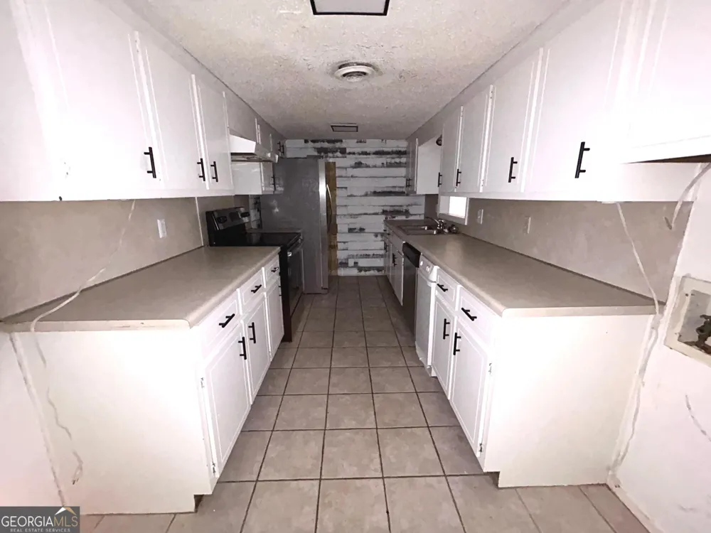 1 Duffers CT Kennesaw, GA 30144