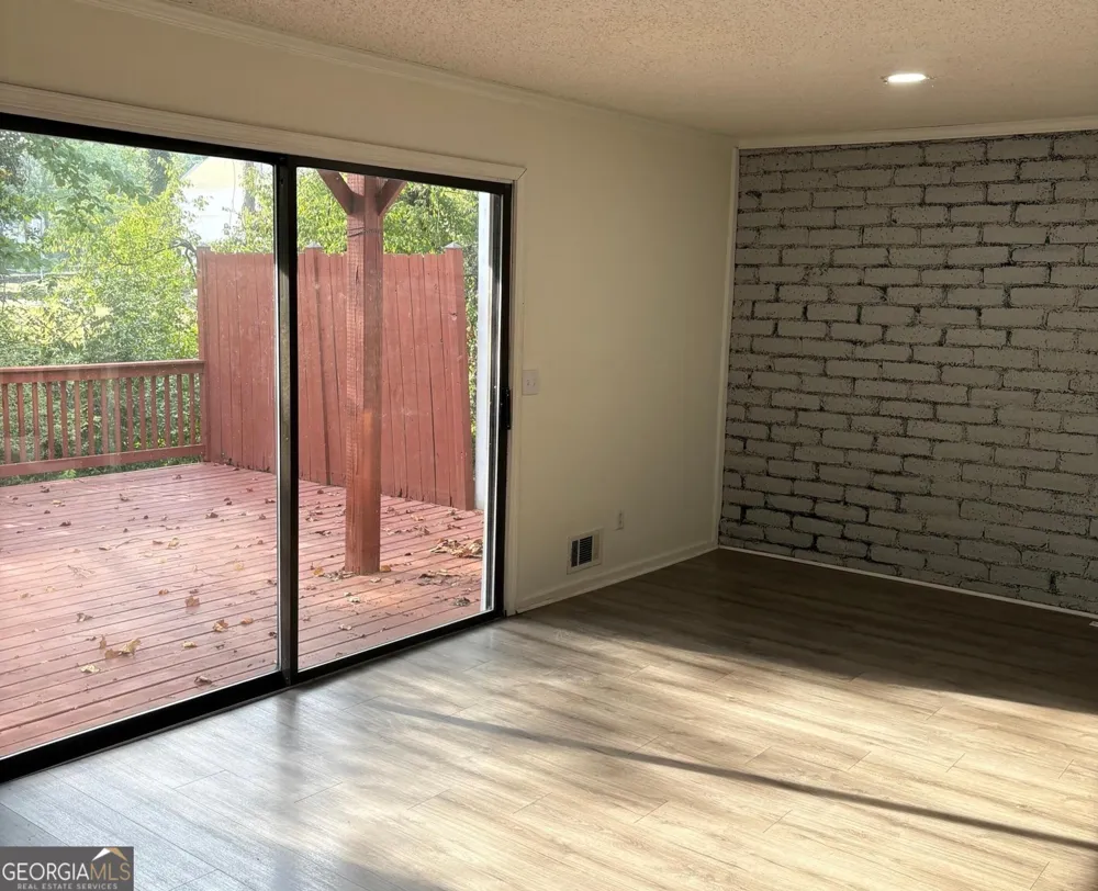 1 Duffers CT Kennesaw, GA 30144