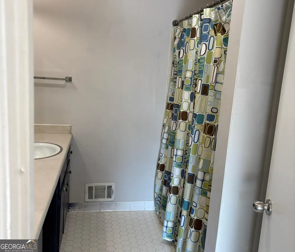 1 Duffers CT Kennesaw, GA 30144