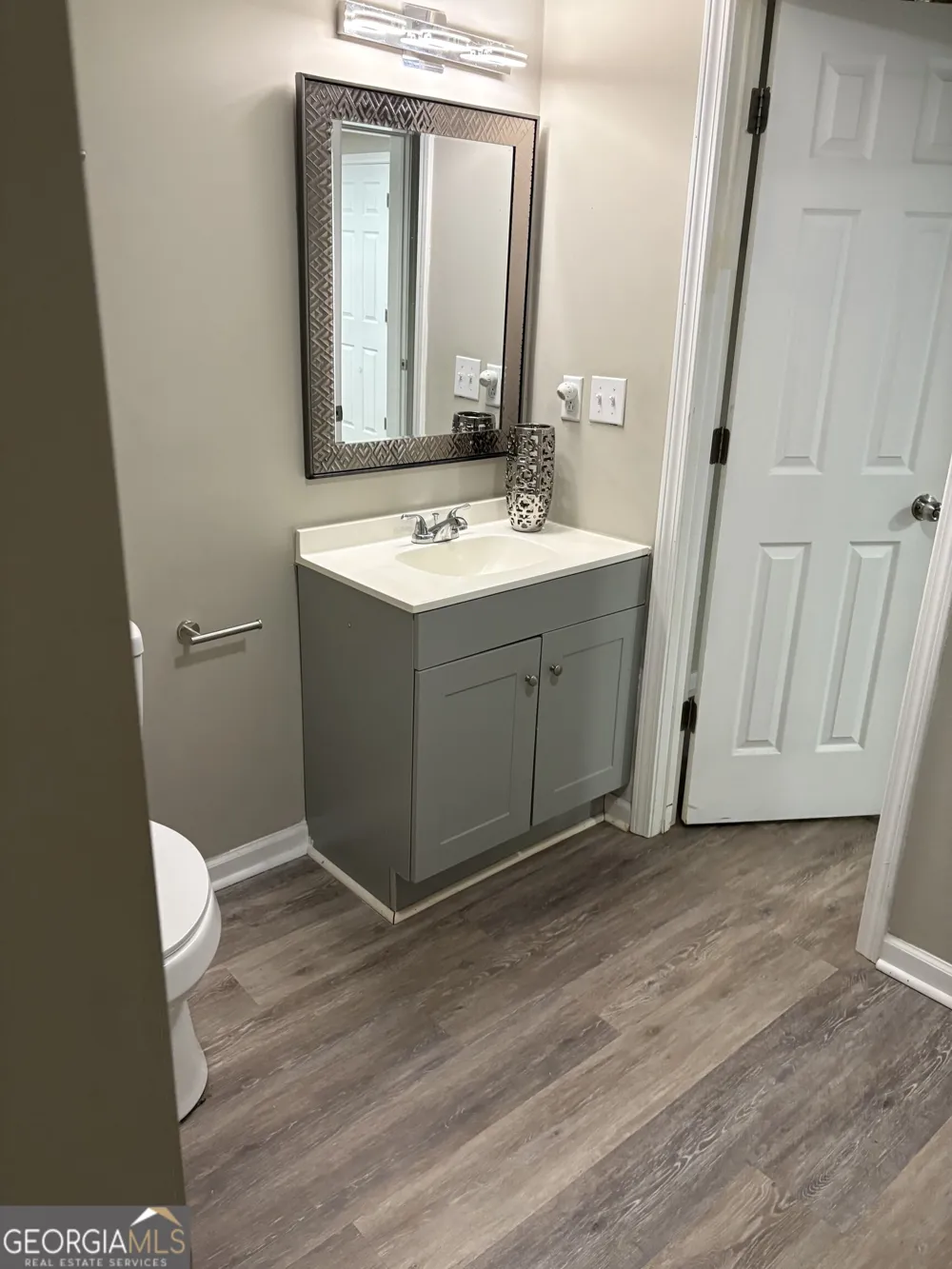 1 Duffers CT Kennesaw, GA 30144