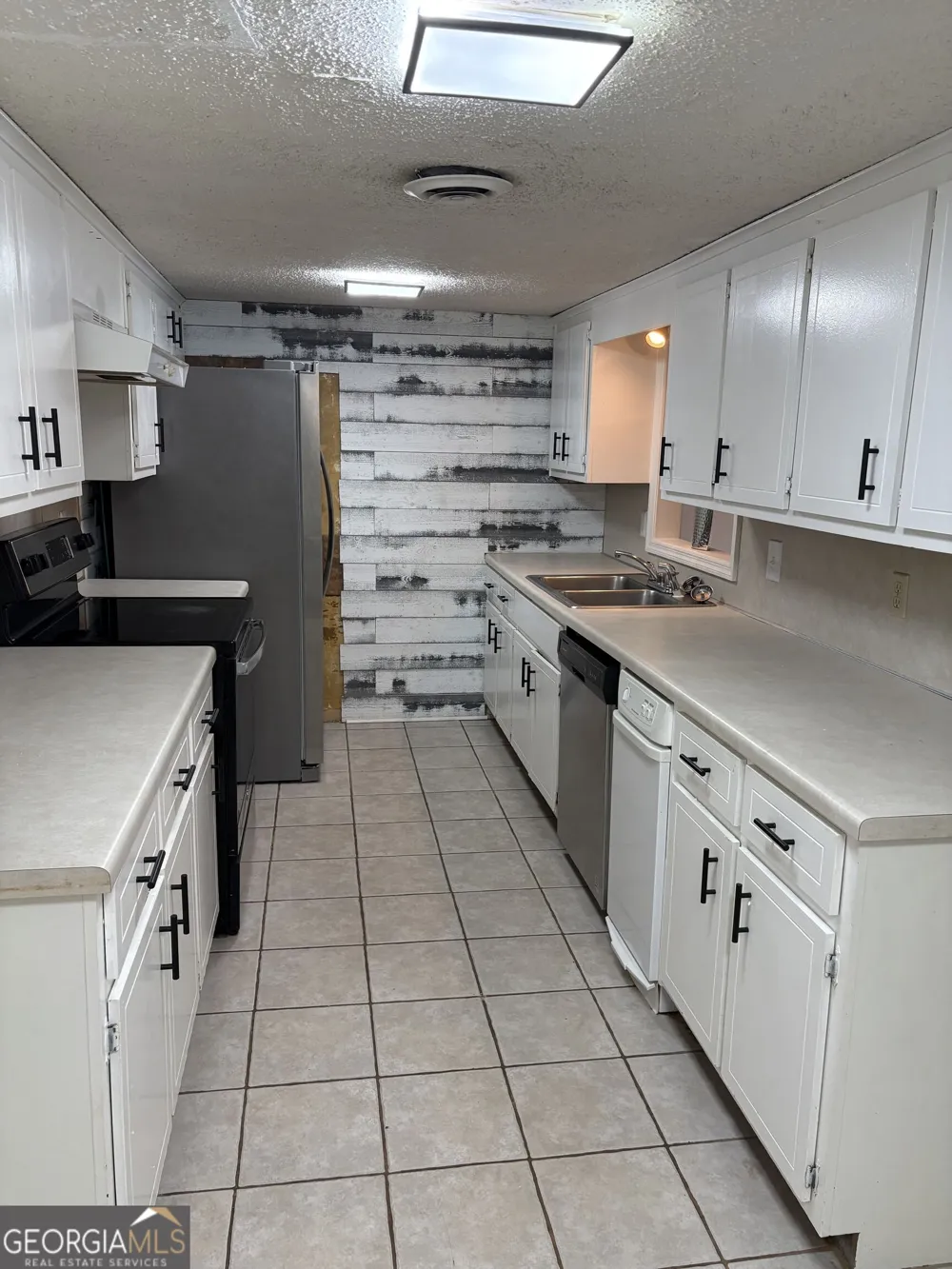 1 Duffers CT Kennesaw, GA 30144