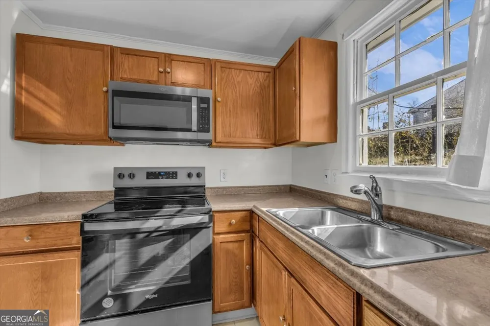 444 Price ST Savannah, GA 31401