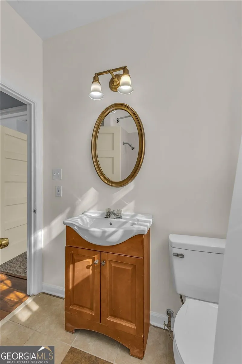 444 Price ST Savannah, GA 31401