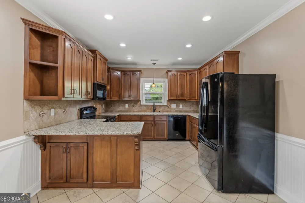 123 Highland Point DR Kathleen, GA 31047
