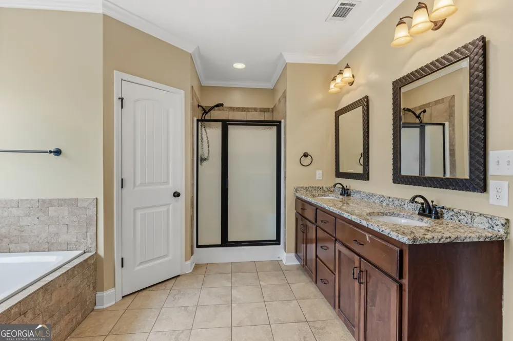 123 Highland Point DR Kathleen, GA 31047