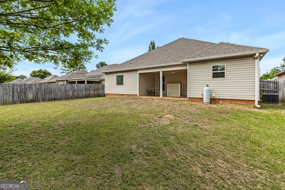 123 Highland Point DR Kathleen, GA 31047