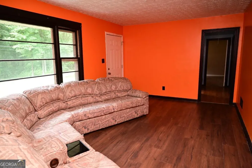 6698 Baker DR Lithia Springs, GA 30122