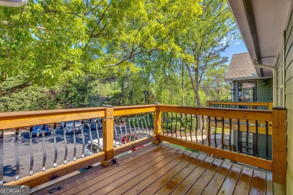 204 Berkeley Woods DR Duluth, GA 30096
