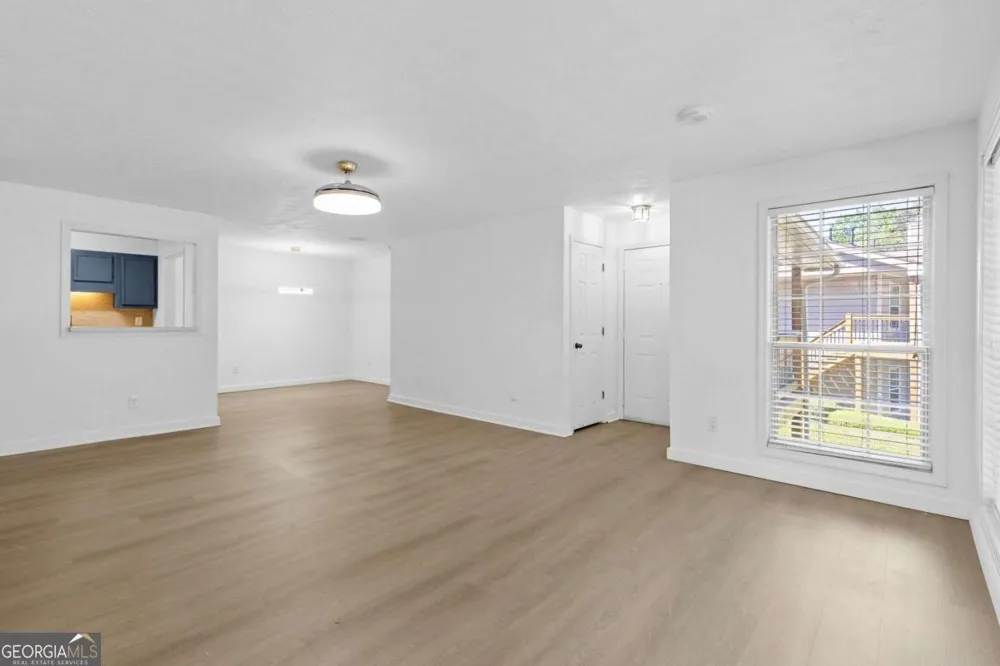 204 Berkeley Woods DR Duluth, GA 30096