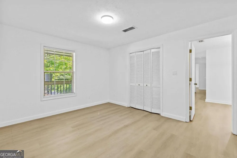 204 Berkeley Woods DR Duluth, GA 30096