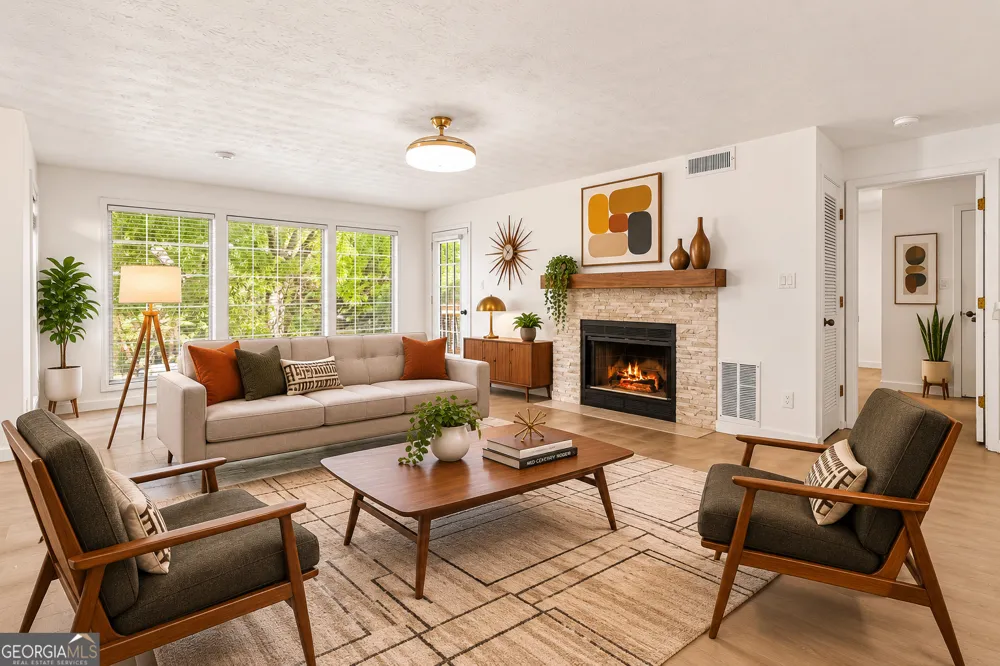 204 Berkeley Woods DR Duluth, GA 30096