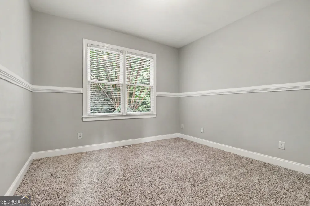 1762 Country Wood DR Hoschton, GA 30548