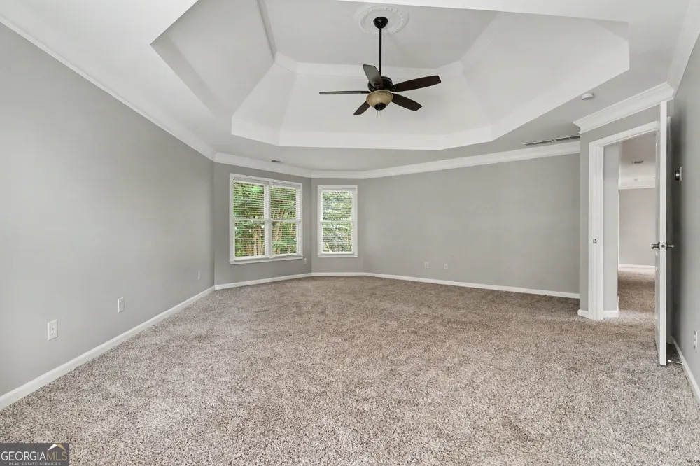 1762 Country Wood DR Hoschton, GA 30548