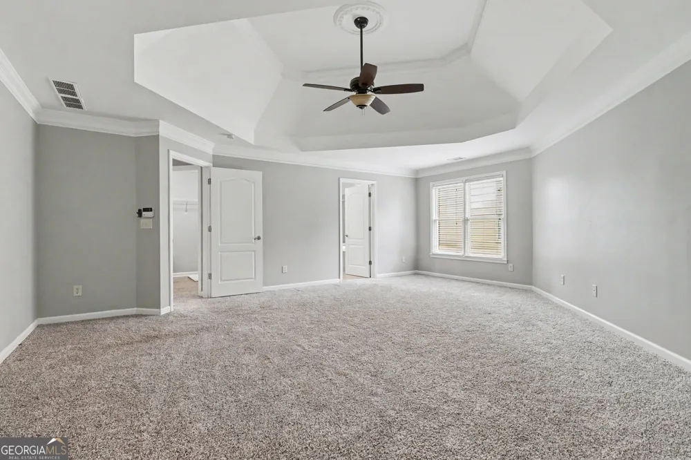 1762 Country Wood DR Hoschton, GA 30548