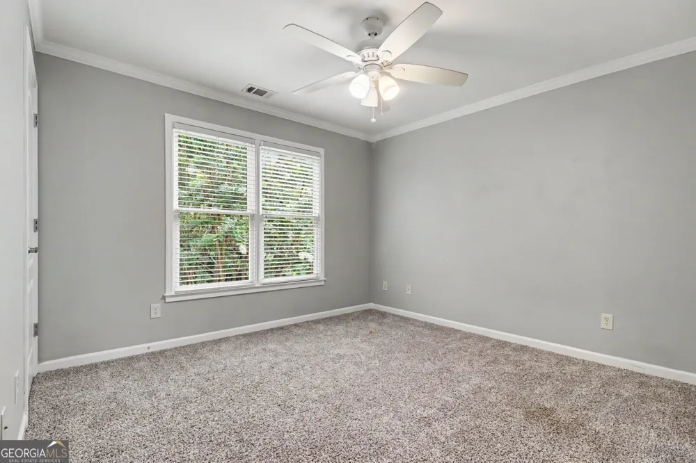 1762 Country Wood DR Hoschton, GA 30548