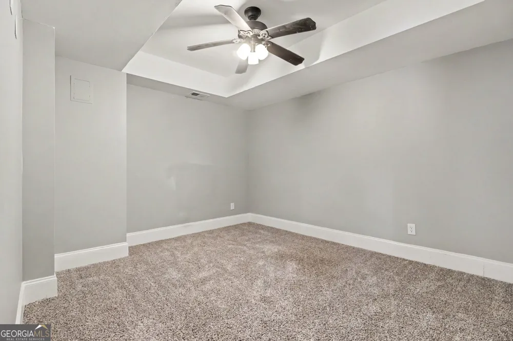1762 Country Wood DR Hoschton, GA 30548