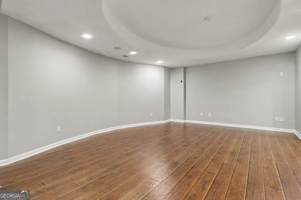 1762 Country Wood DR Hoschton, GA 30548