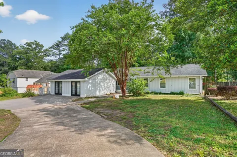 3285 Old Salem RD SE