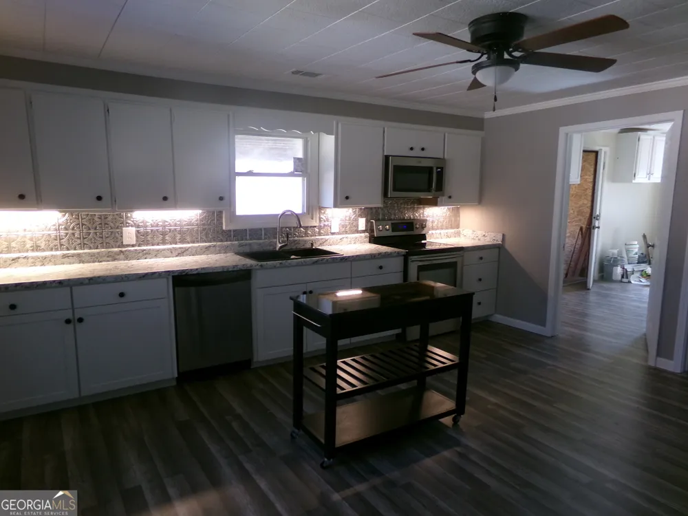 305 Daisy ST NW Resaca, GA 30735