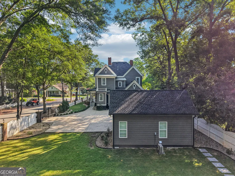 207 E Hightower TRL Social Circle, GA 30025