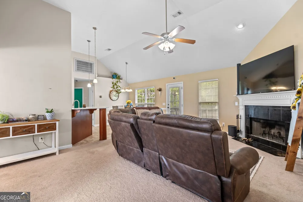 197 Parker LN Richmond Hill, GA 31324