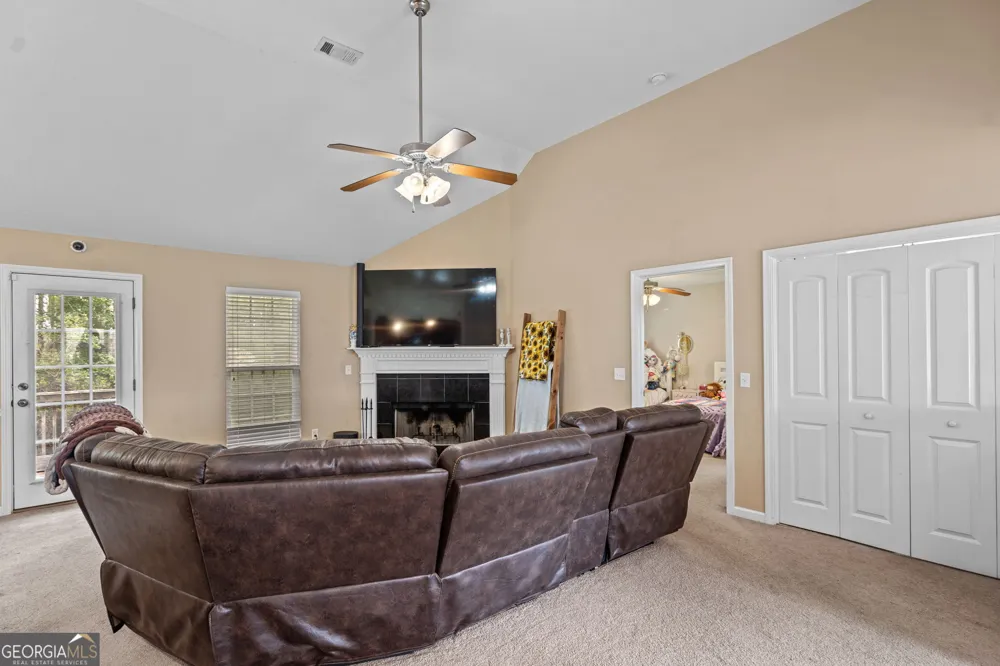 197 Parker LN Richmond Hill, GA 31324